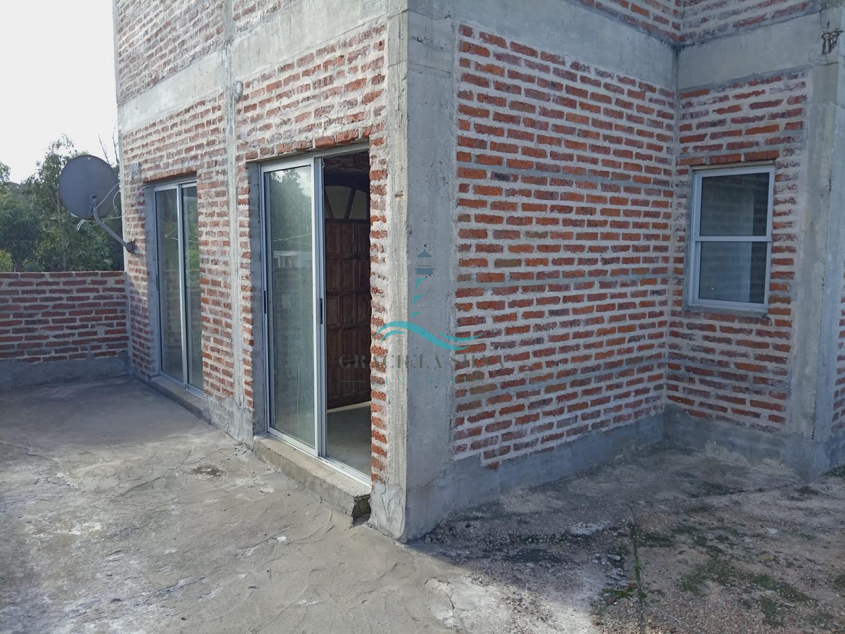 Casa ID.428 - Lote en Santa Mónica con casa a terminar