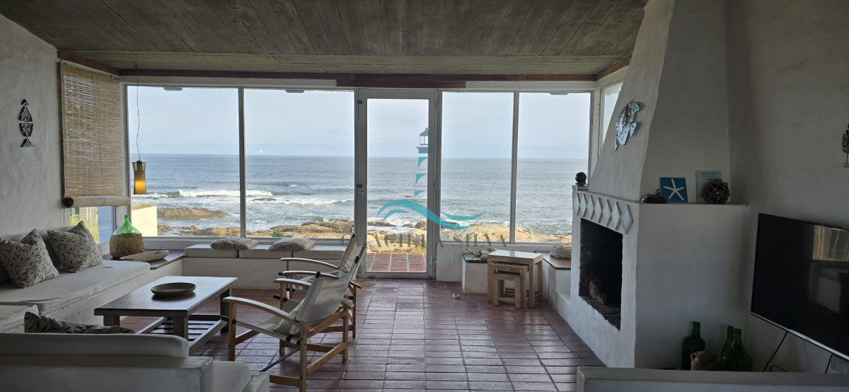 Casa ID.421 - Cómoda casa en primera línea mar 3 dormitorios