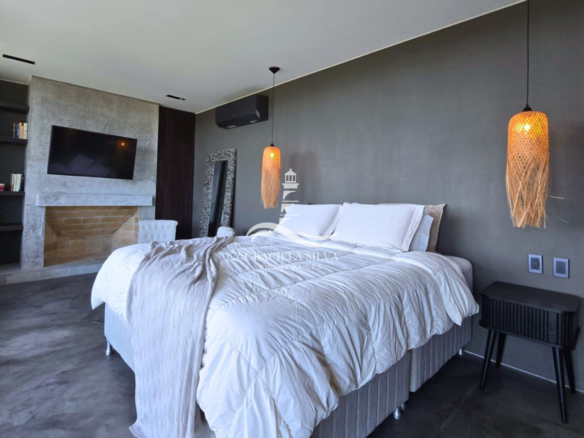 Casa ID.449/Exclusiva-y-moderna-casa-en-La-Juanita - Exclusiva y moderna casa en La Juanita