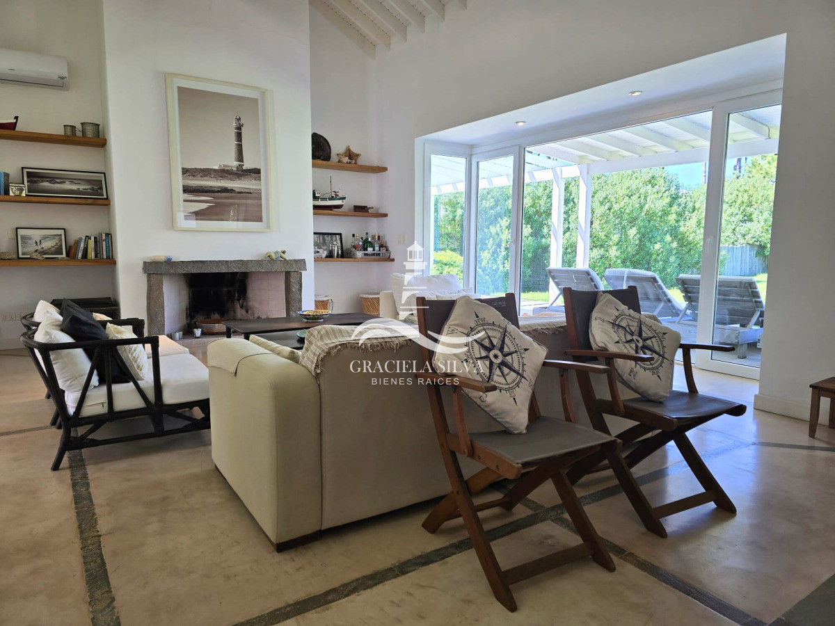 Casa ID.453/Casa-de-3-dormitorios-con-Piscina-en-Pinar-del-Faro--José-Ignacio - Casa de 3 dormitorios con Piscina en Pinar del Faro - José Ignacio