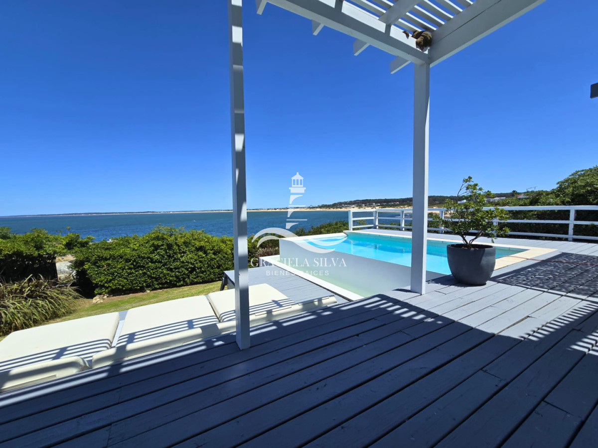 Casa ID.415 - Espectacular casa primera línea de mar - José Ignacio