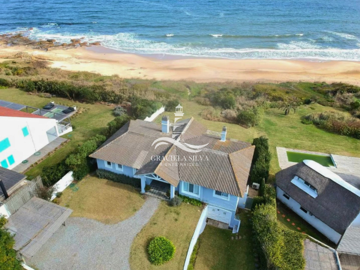Casa ID.396 - Impresionante casa frente al mar en José Ignacio