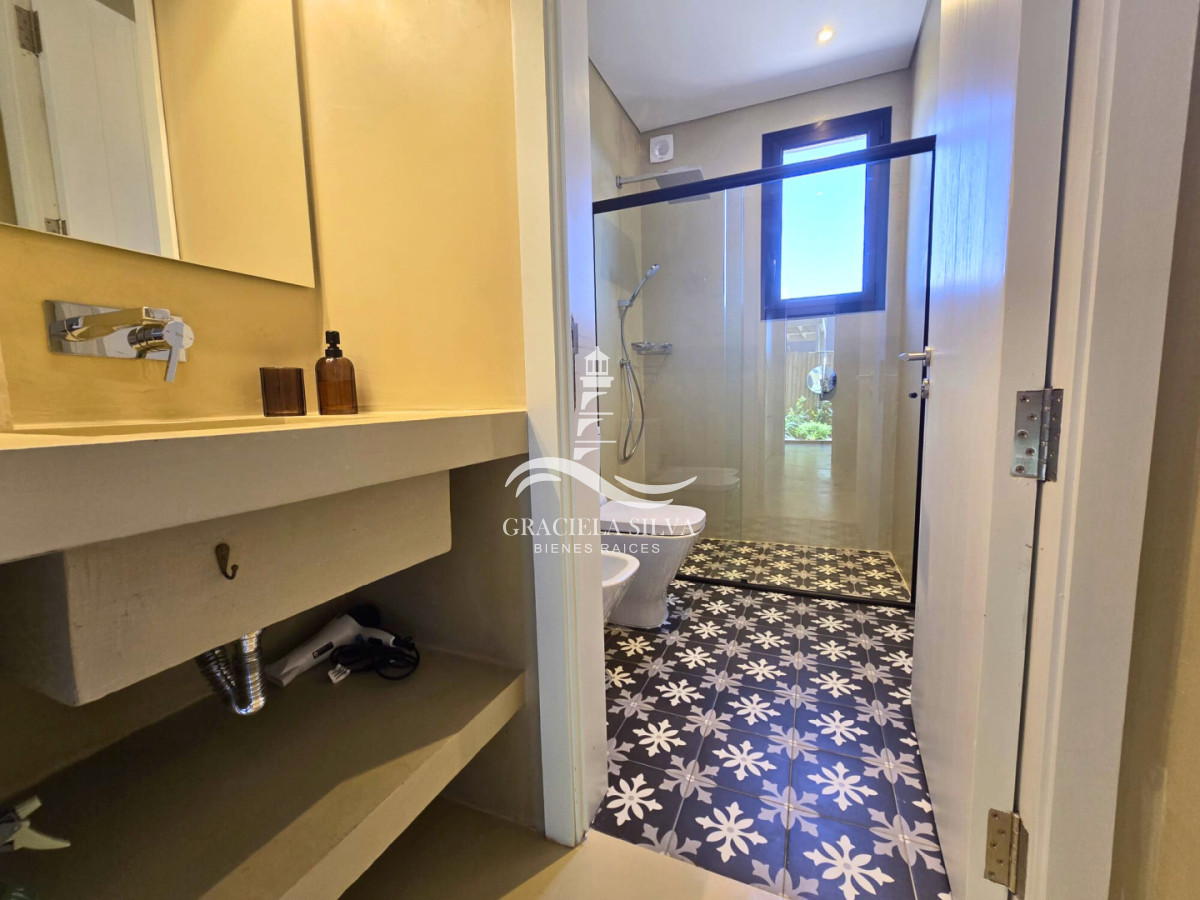 Casa ID.458/Casa-Moderna-con-Vista-Abierta-al-Mar-La-Juanita - Casa Moderna con Vista Abierta al Mar -La Juanita