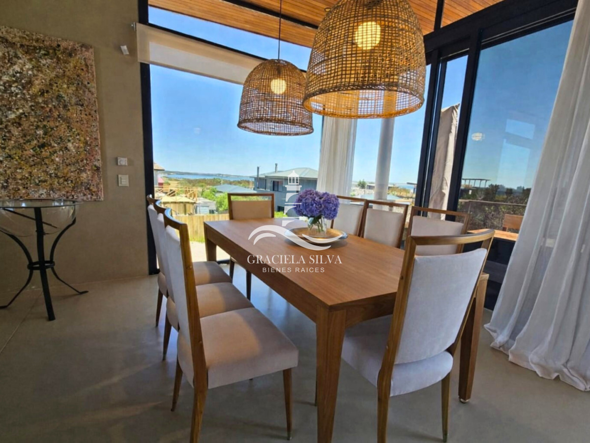 Casa ID.458/Casa-Moderna-con-Vista-Abierta-al-Mar-La-Juanita - Casa Moderna con Vista Abierta al Mar -La Juanita