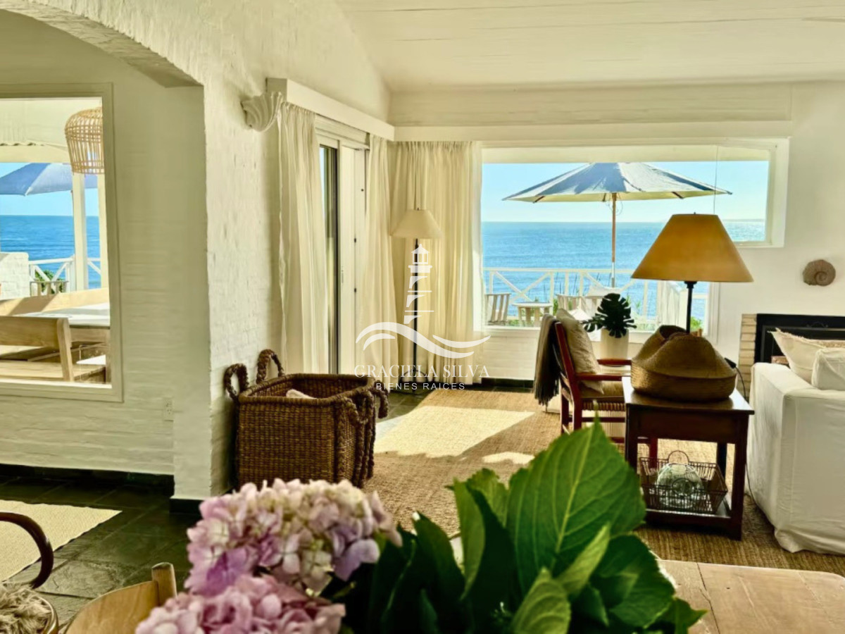 Casa ID.396 - Impresionante casa frente al mar en José Ignacio