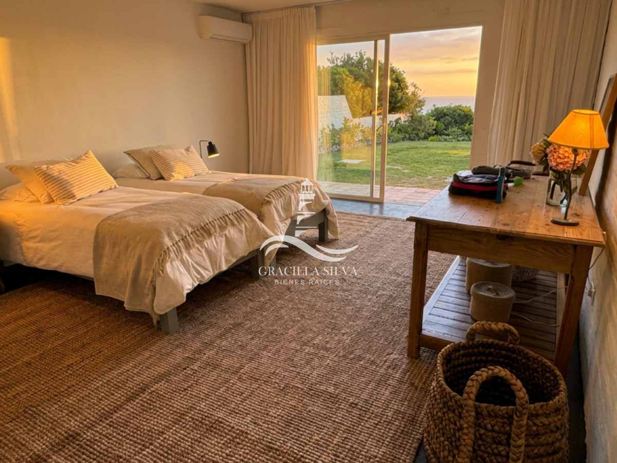 Casa ID.396 - Impresionante casa frente al mar en José Ignacio
