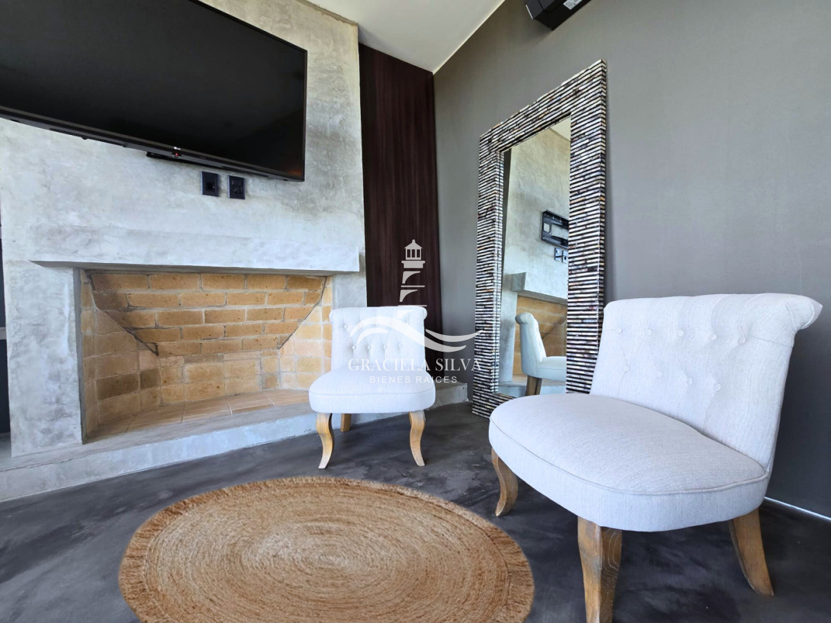 Casa ID.449/Exclusiva-y-moderna-casa-en-La-Juanita - Exclusiva y moderna casa en La Juanita