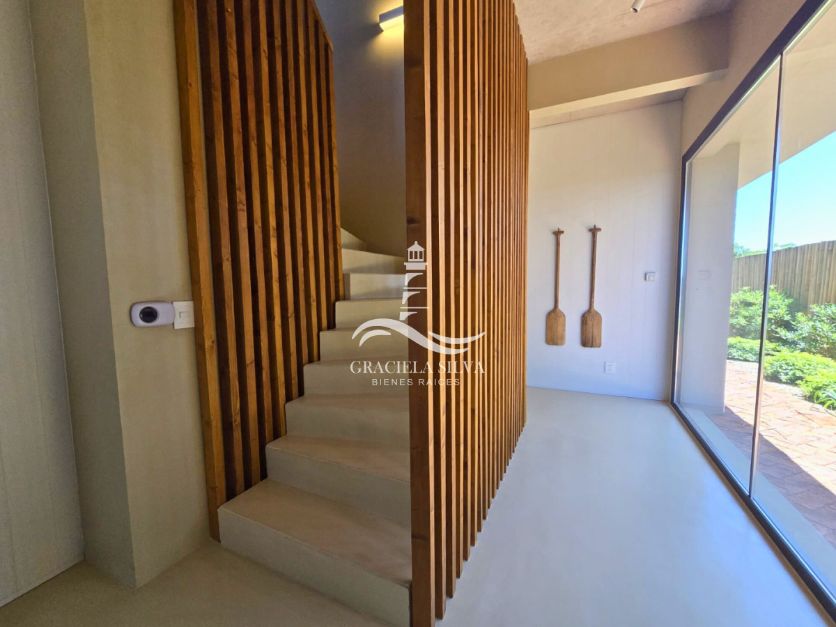 Casa ID.458/Casa-Moderna-con-Vista-Abierta-al-Mar-La-Juanita - Casa Moderna con Vista Abierta al Mar -La Juanita