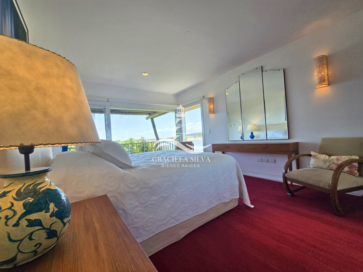 Casa ID.400 - Exclusiva casa en primera línea al mar - vistas únicas en José Ignacio