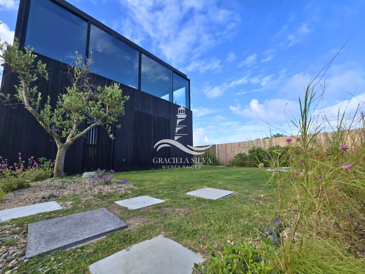 Casa ID.454/Residencia-frente-al-mar-en-La-Juanita-José-Ignacio - Residencia frente al mar en La Juanita-José Ignacio