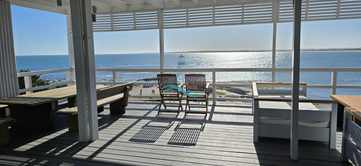 Casa ID.415 - Espectacular casa primera línea de mar en José Ignacio