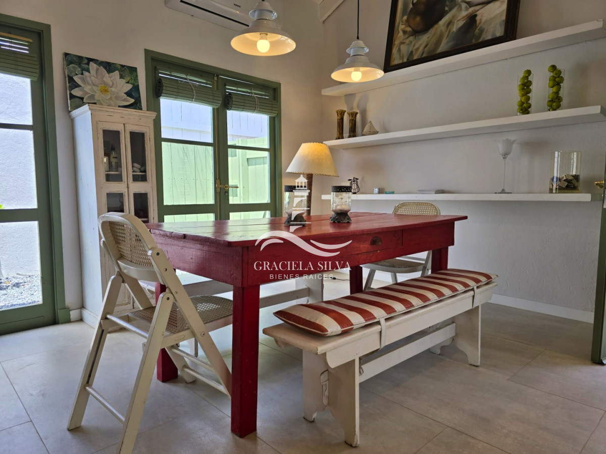 Casa ID.457/Casa-con-piscina-y-encanto-natural-a-3-cuadras-de-la-playa-José-Ignacio - Casa con piscina y encanto natural a 3 cuadras de la playa -José Ignacio