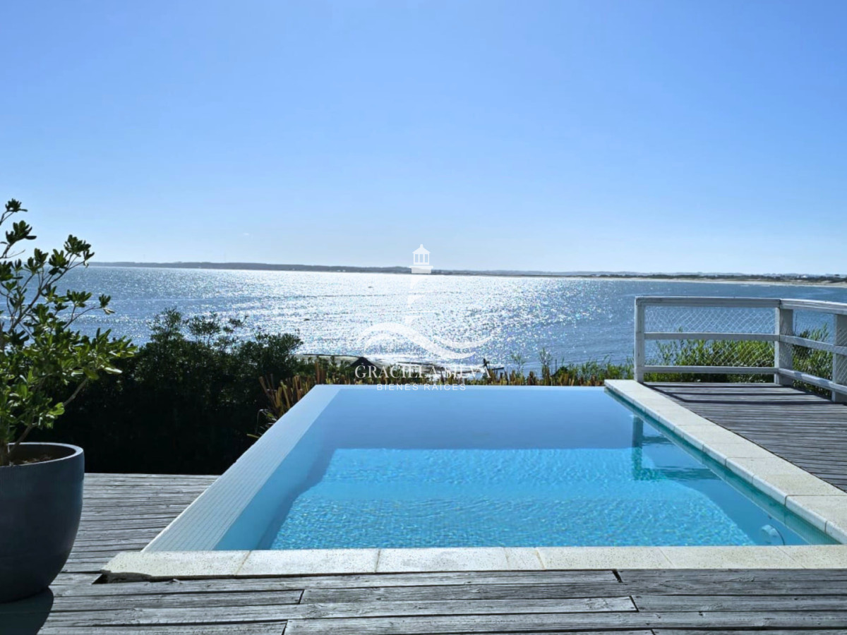 Casa ID.415 - Espectacular casa primera línea de mar - José Ignacio