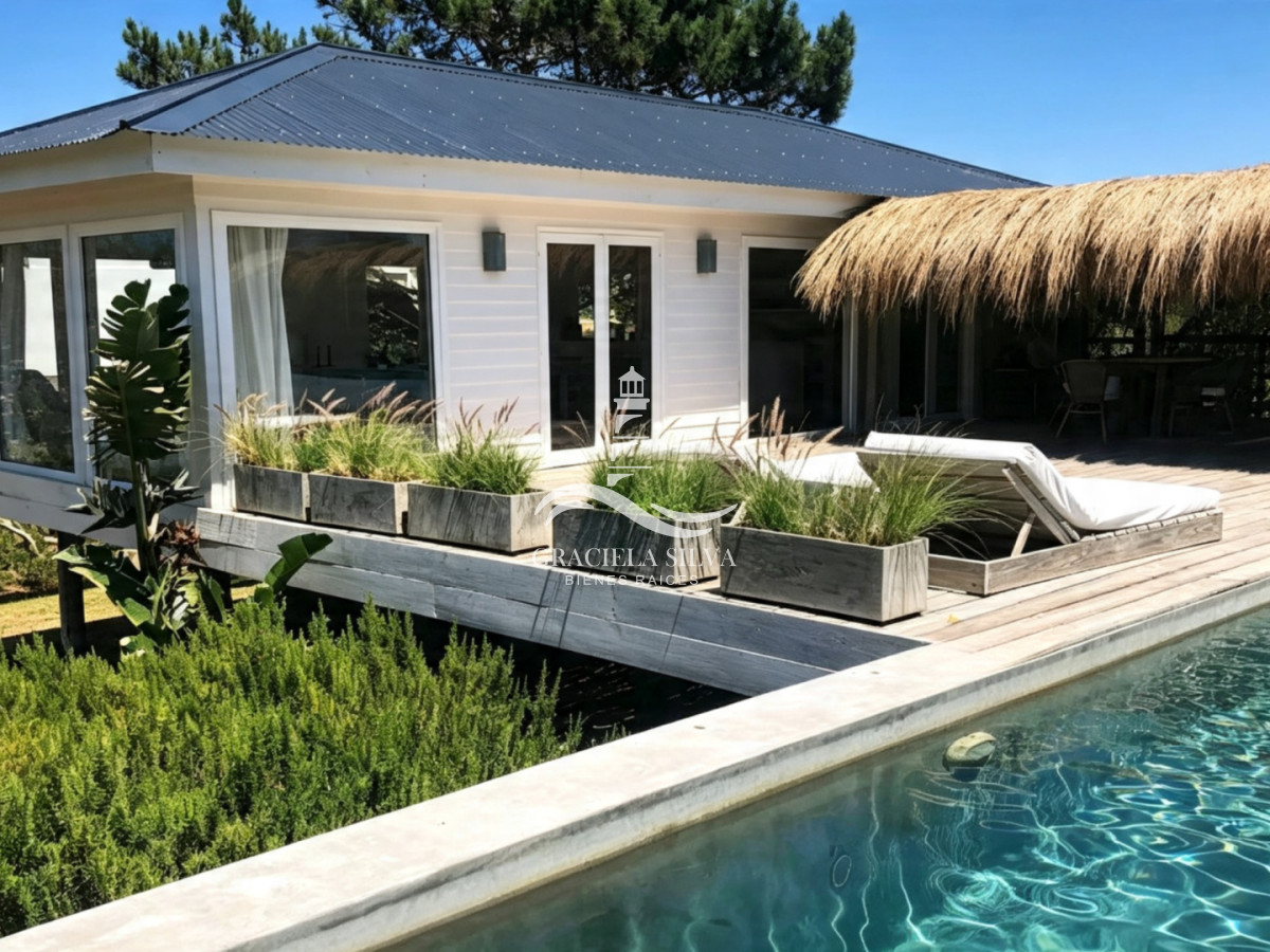 Casa ID.467/Casa-con-piscina-infinita-a-pasos-de-José-Ignacio - Casa con piscina infinita a pasos de José Ignacio