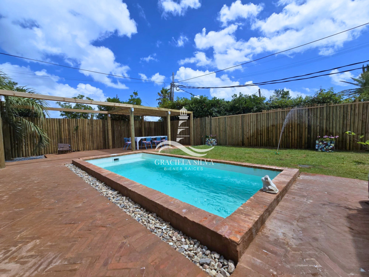 Casa ID.457/Casa-con-piscina-y-encanto-natural-a-3-cuadras-de-la-playa-José-Ignacio - Casa con piscina y encanto natural a 3 cuadras de la playa -José Ignacio