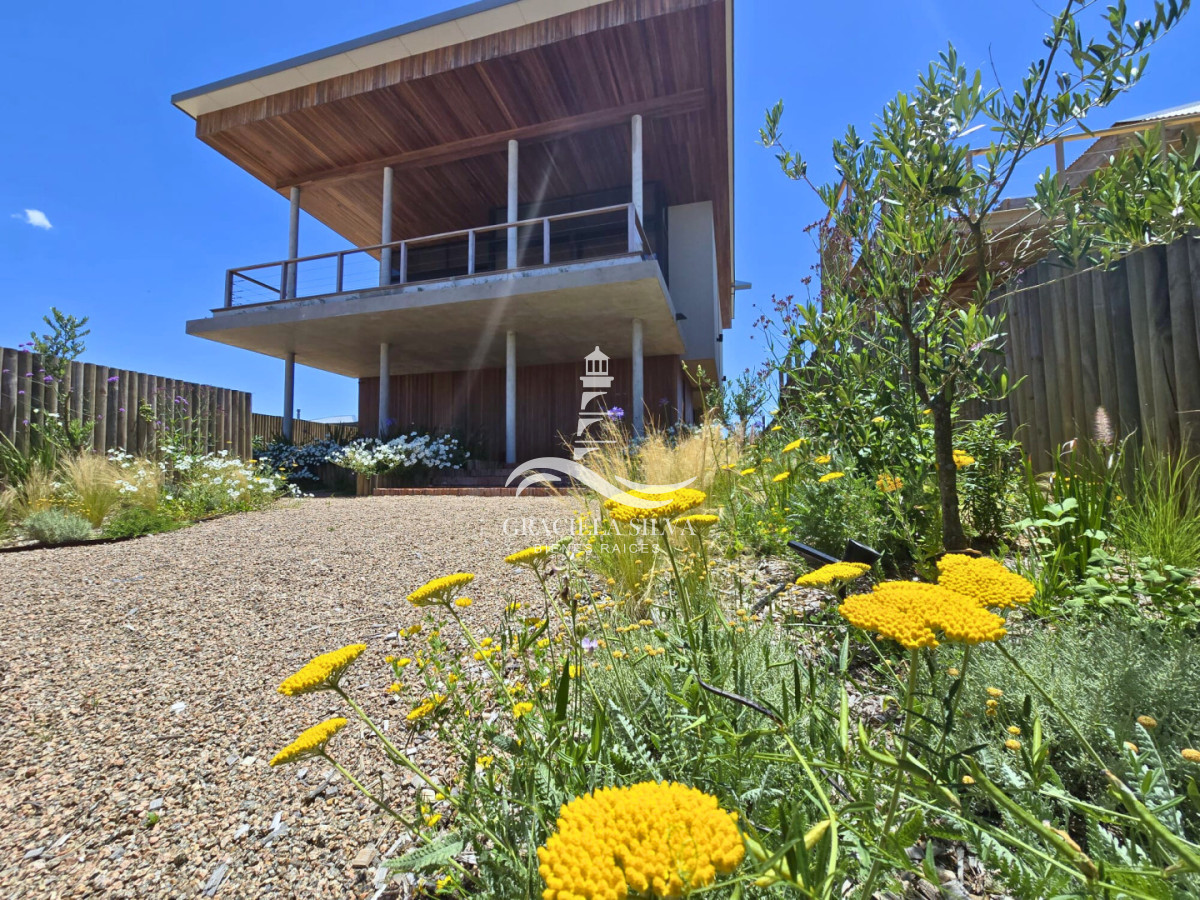 Casa ID.458/Casa-Moderna-con-Vista-Abierta-al-Mar-La-Juanita - Casa Moderna con Vista Abierta al Mar -La Juanita