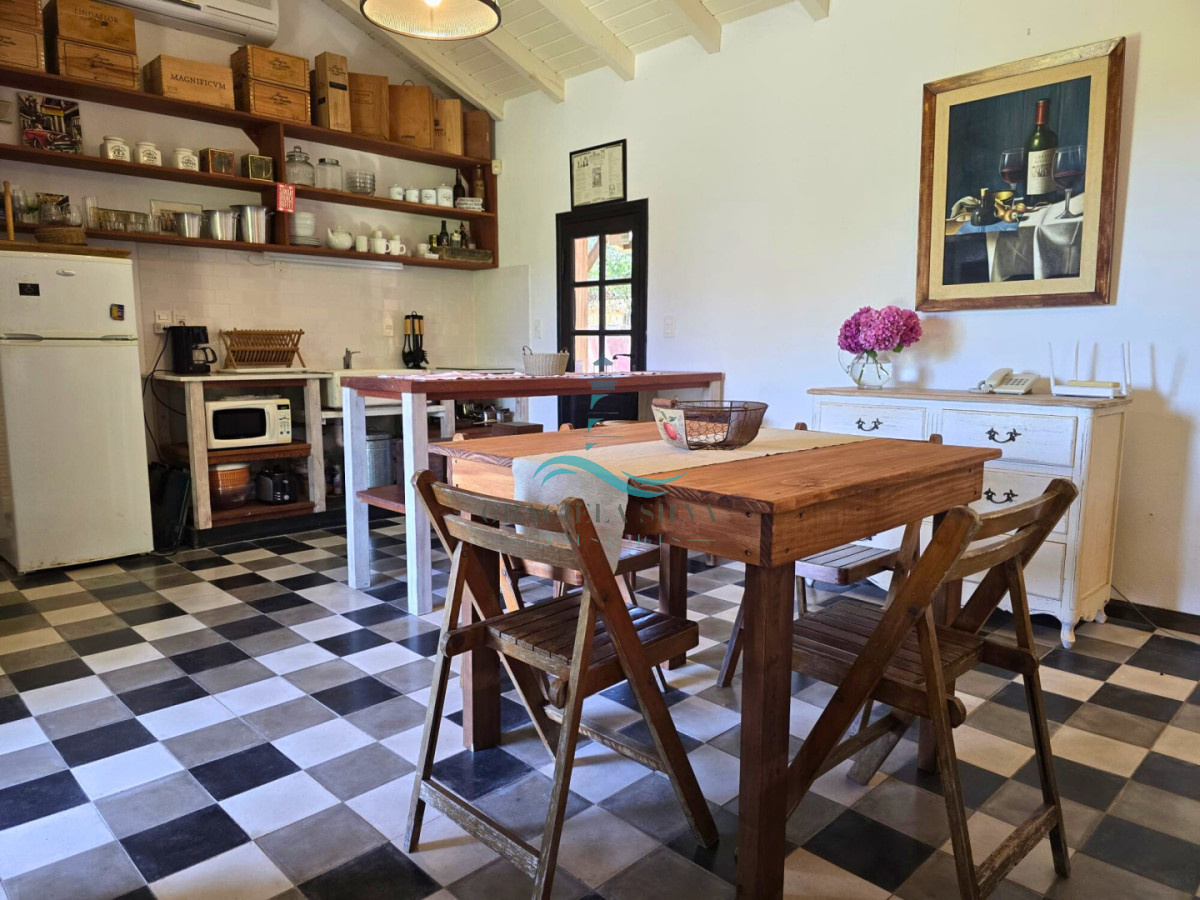 Casa ID.394 - Casa funcional y luminosa con amplio patio -José Ignacio