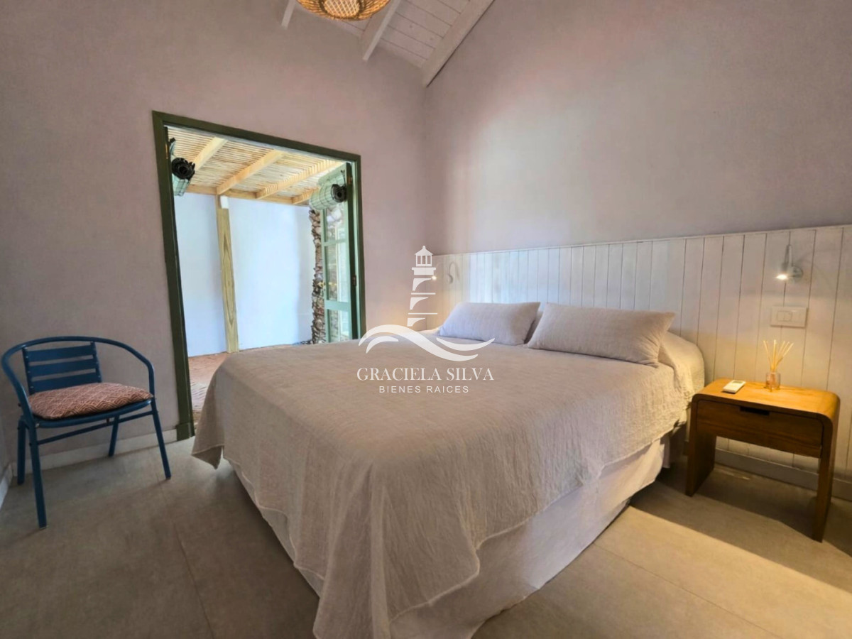 Casa ID.457/Casa-con-piscina-y-encanto-natural-a-3-cuadras-de-la-playa-José-Ignacio - Casa con piscina y encanto natural a 3 cuadras de la playa -José Ignacio