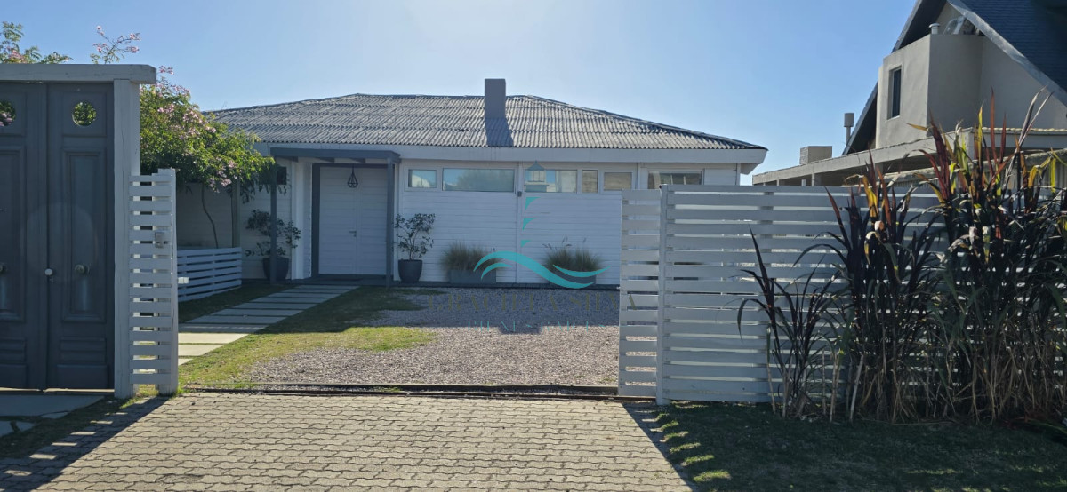 Casa ID.415 - Espectacular casa primera línea de mar en José Ignacio