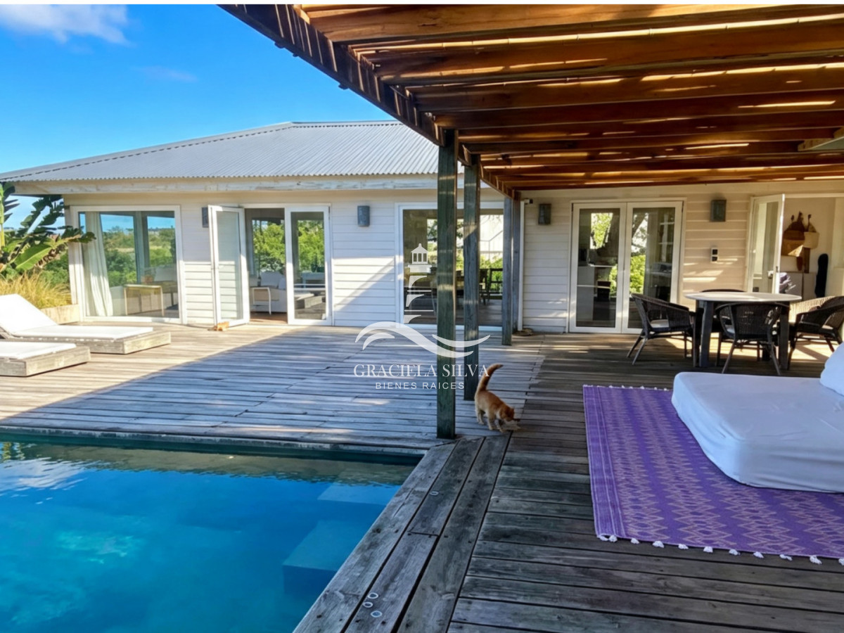 Casa ID.467/Casa-con-piscina-infinita-a-pasos-de-José-Ignacio - Casa con piscina infinita a pasos de José Ignacio
