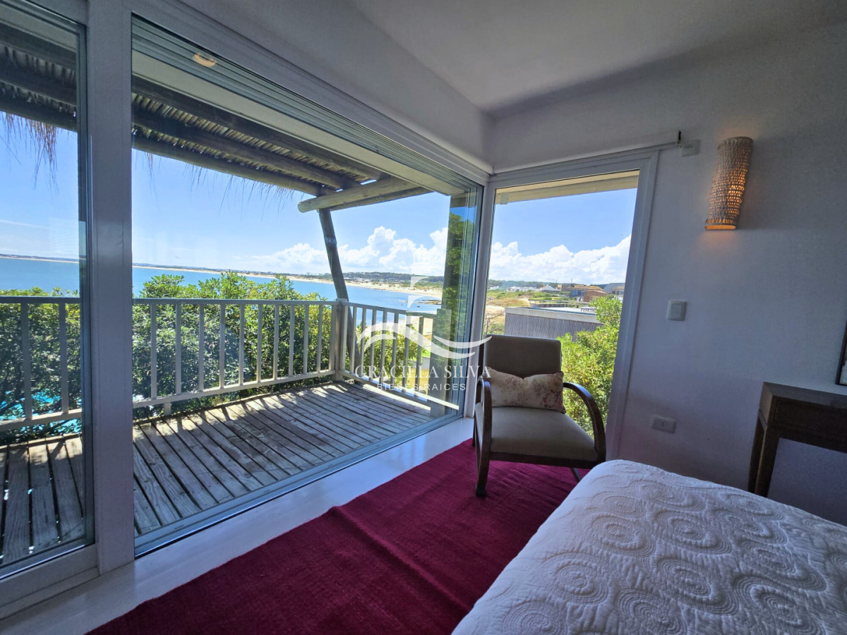 Casa ID.400 - Exclusiva casa en primera línea al mar - vistas únicas en José Ignacio