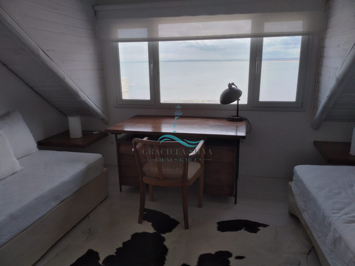 Casa ID.400 - Exclusiva casa en primera línea al mar - vistas únicas en José Ignacio