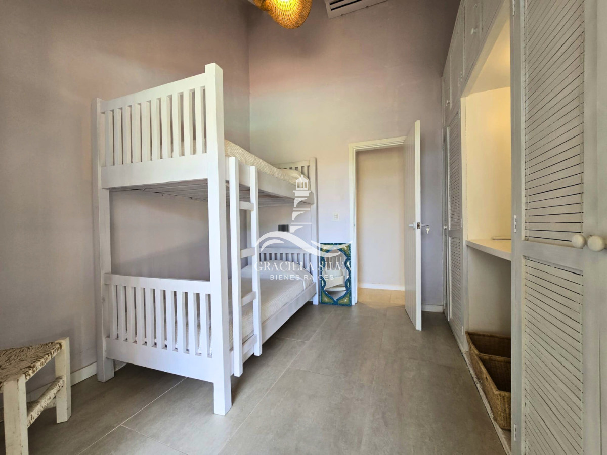 Casa ID.457/Casa-con-piscina-y-encanto-natural-a-3-cuadras-de-la-playa-José-Ignacio - Casa con piscina y encanto natural a 3 cuadras de la playa -José Ignacio