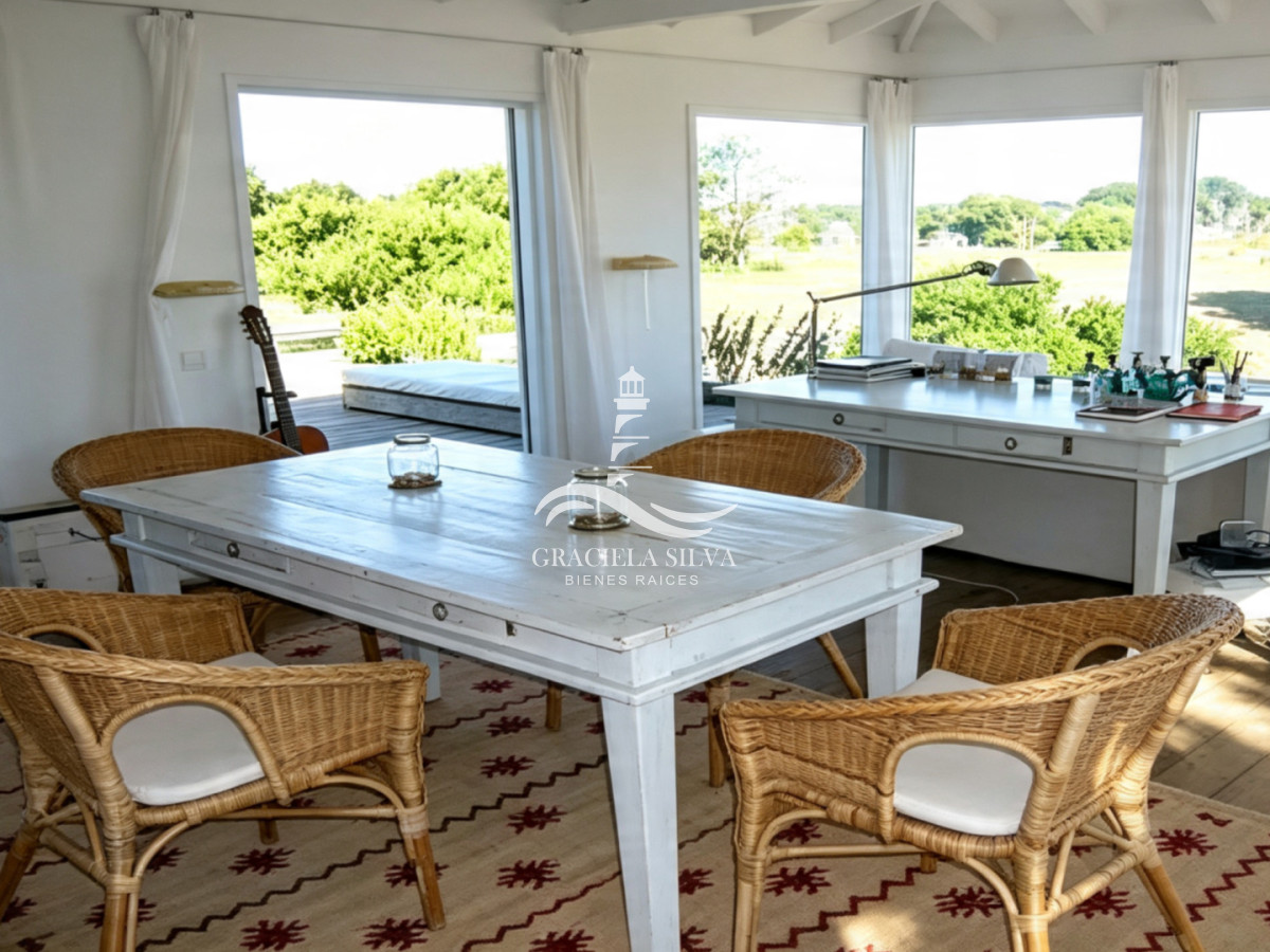 Casa ID.467/Casa-con-piscina-infinita-a-pasos-de-José-Ignacio - Casa con piscina infinita a pasos de José Ignacio