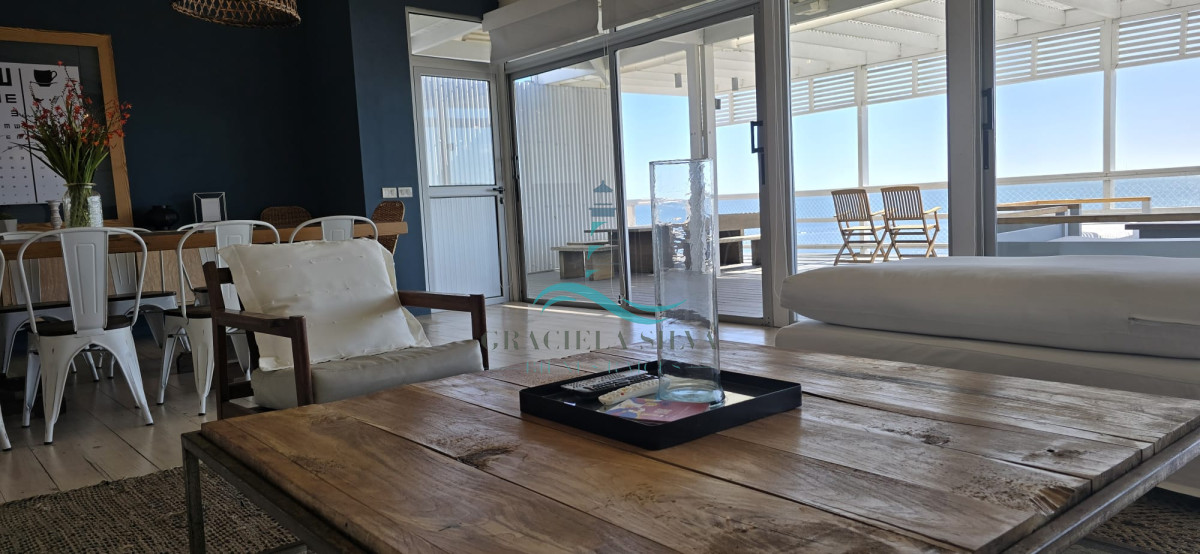 Casa ID.415 - Espectacular casa primera línea de mar en José Ignacio