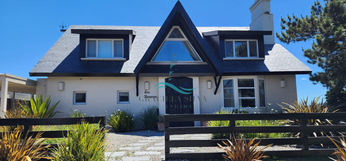 Casa ID.400 - Exclusiva casa en primera línea al mar - vistas únicas en José Ignacio