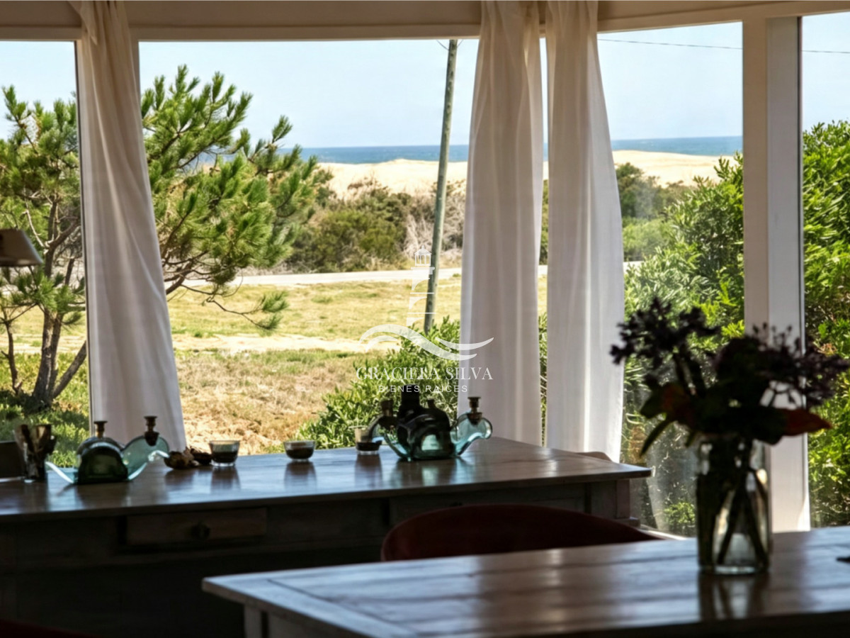 Casa ID.467/Casa-con-piscina-infinita-a-pasos-de-José-Ignacio - Casa con piscina infinita a pasos de José Ignacio