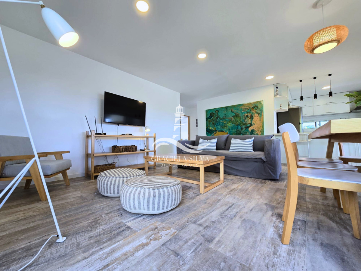 Casa ID.459/Casa-en-alquiler--a-pasos-del-mar - Casa en alquiler - a pasos del mar