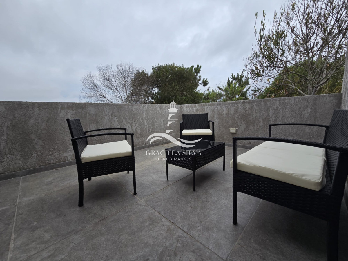 Casa ID.455/Casa-moderna-a-metros-del-mar-en-Balneario-Buenos-Aires--Límite-Punta-Piedras - Casa moderna a metros del mar en Balneario Buenos Aires - Límite Punta Piedras