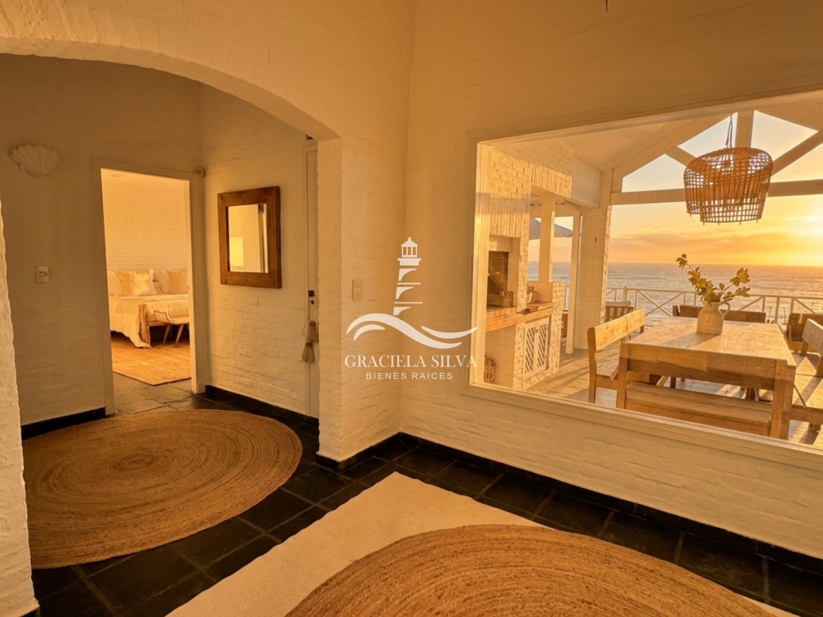 Casa ID.396 - Impresionante casa frente al mar en José Ignacio