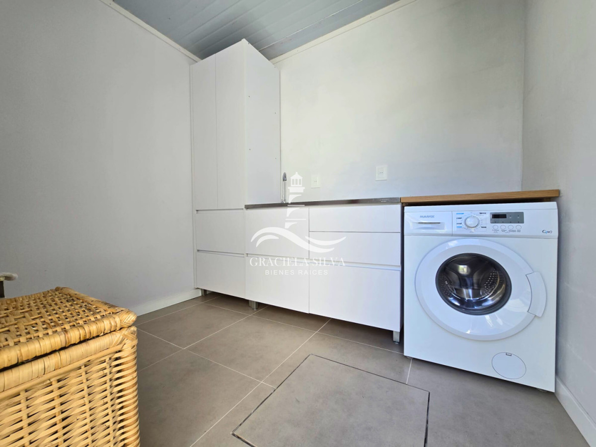 Casa ID.457/Casa-con-piscina-y-encanto-natural-a-3-cuadras-de-la-playa-José-Ignacio - Casa con piscina y encanto natural a 3 cuadras de la playa -José Ignacio