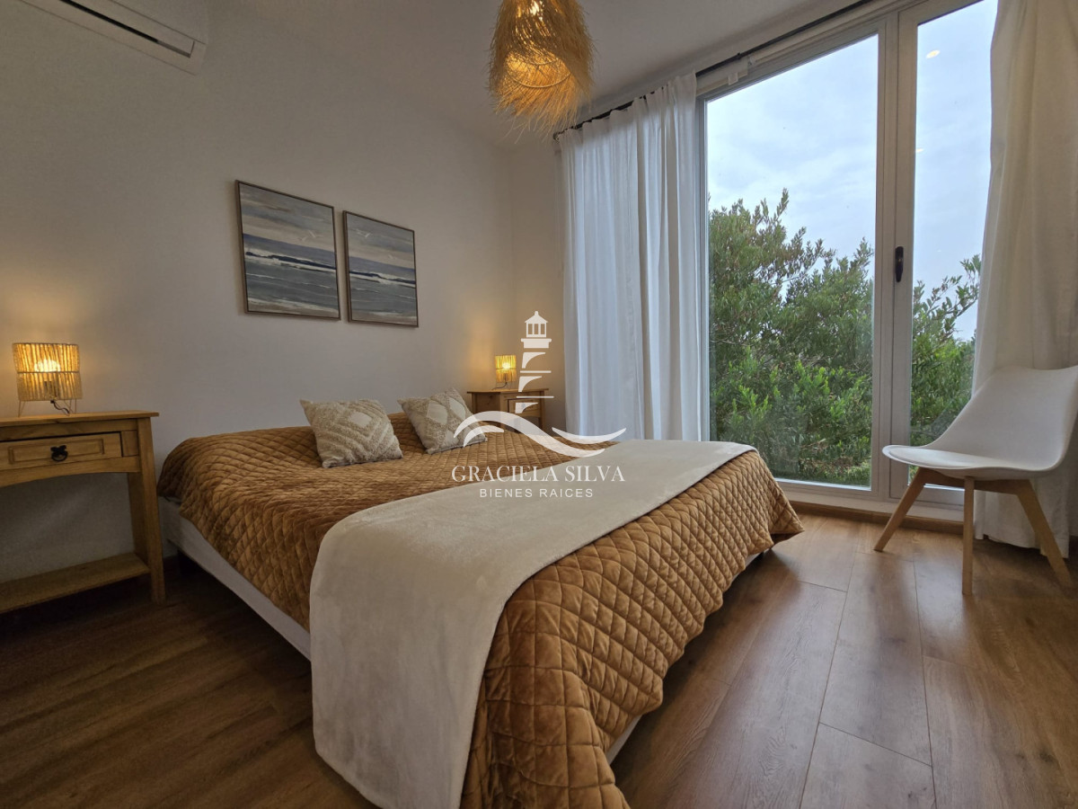 Casa ID.455/Casa-moderna-a-metros-del-mar-en-Balneario-Buenos-Aires--Límite-Punta-Piedras - Casa moderna a metros del mar en Balneario Buenos Aires - Límite Punta Piedras