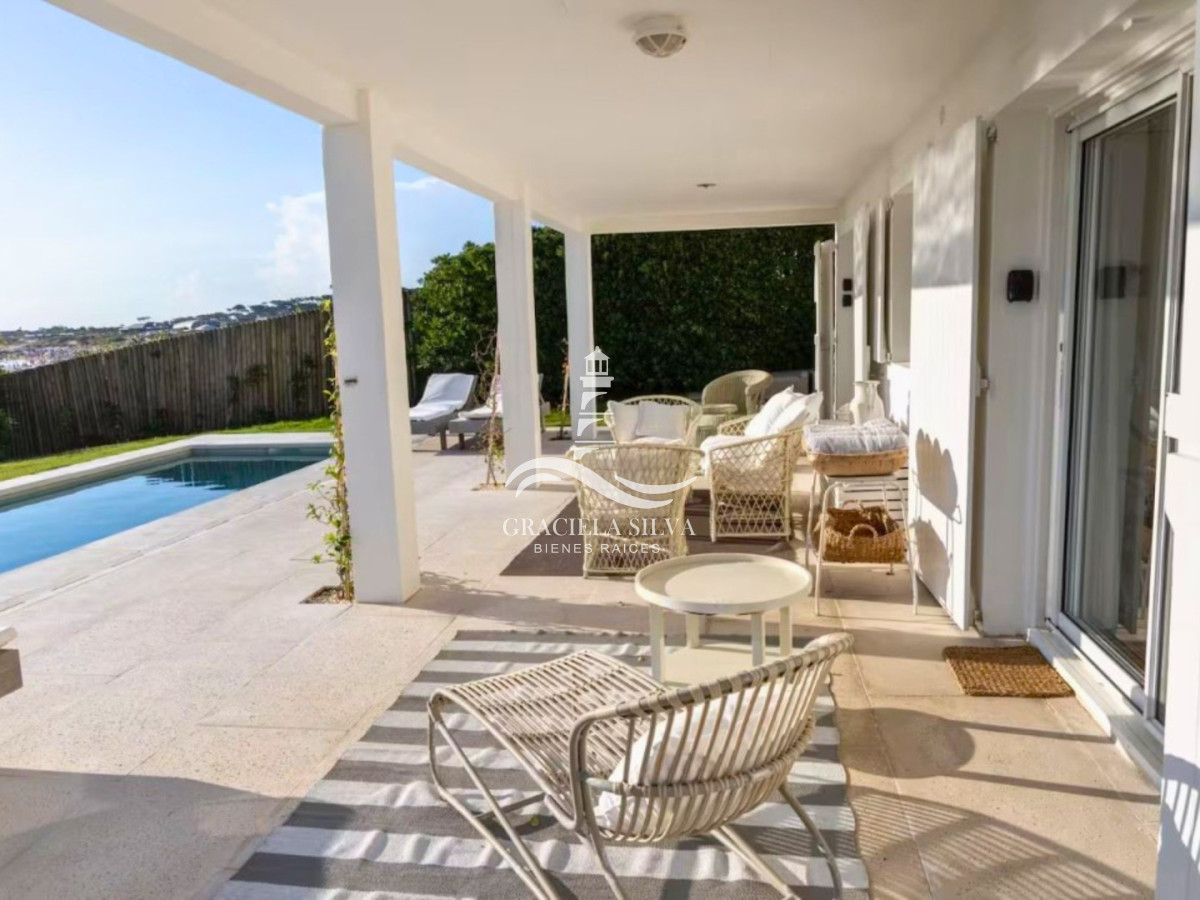 Casa ID.396 - Impresionante casa frente al mar en José Ignacio