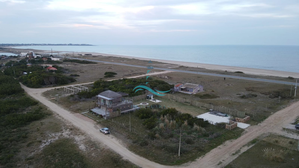 Terreno ID.448/2-Espectaculares-lote-contiguos-frente-laguna-Santa-Mónica - 2 Espectaculares lote contiguos frente laguna -Santa Mónica