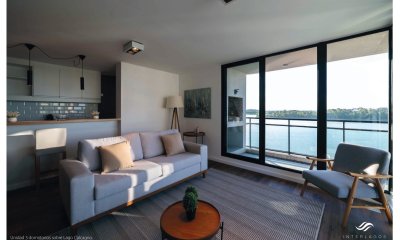 INTERLAGOS apartamento 3 dormitorios, 2 baños, terraza con parrillero, terraza lavadero. Vista al lago. Última unidad disponible.