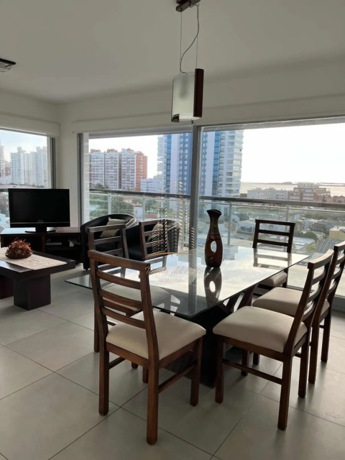 Apartamento ID.1081 - Apartamento en alquiler temporal en Punta del Este con parrillero propio