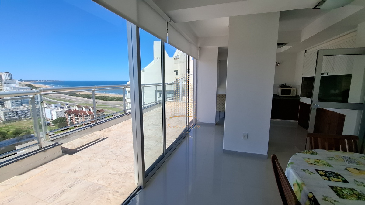 Apartamento ID.574 - Apartamento en Punta del Este con parrillero propio, pent house