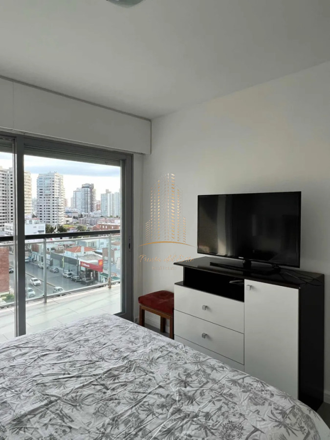 Apartamento ID.1081 - Apartamento en alquiler temporal en Punta del Este con parrillero propio