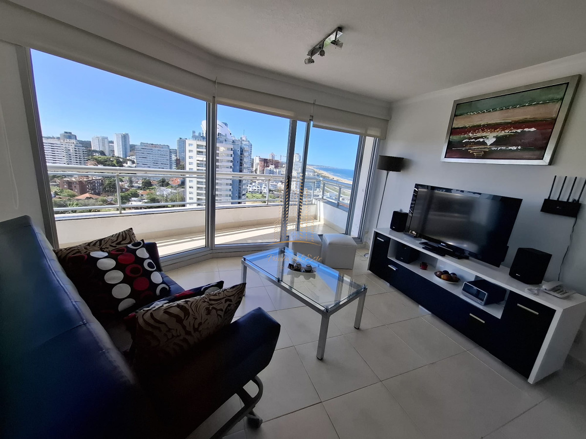 Apartamento ID.574 - Apartamento en Punta del Este con parrillero propio, pent house