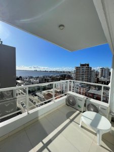 Apartamento en alquiler en Punta del Este