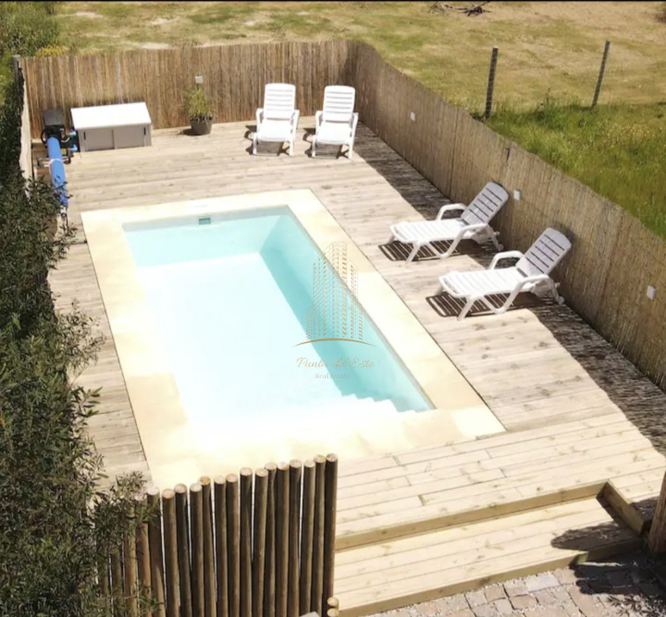 Casa ID.490 - Casa minimalista en venta con vista al mar