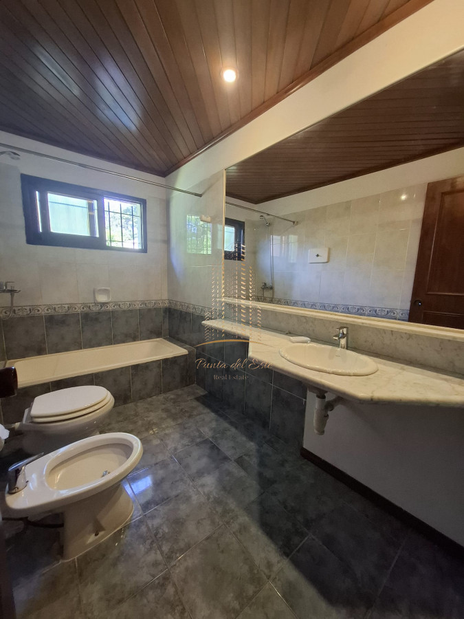 Casa ID.696 - CASA EN VENTA O PERMUTA EN PUNTA DEL ESTE 