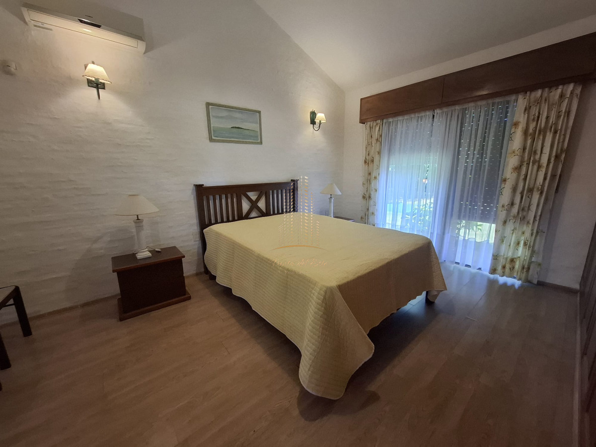 Casa ID.696 - CASA EN VENTA O PERMUTA EN PUNTA DEL ESTE 