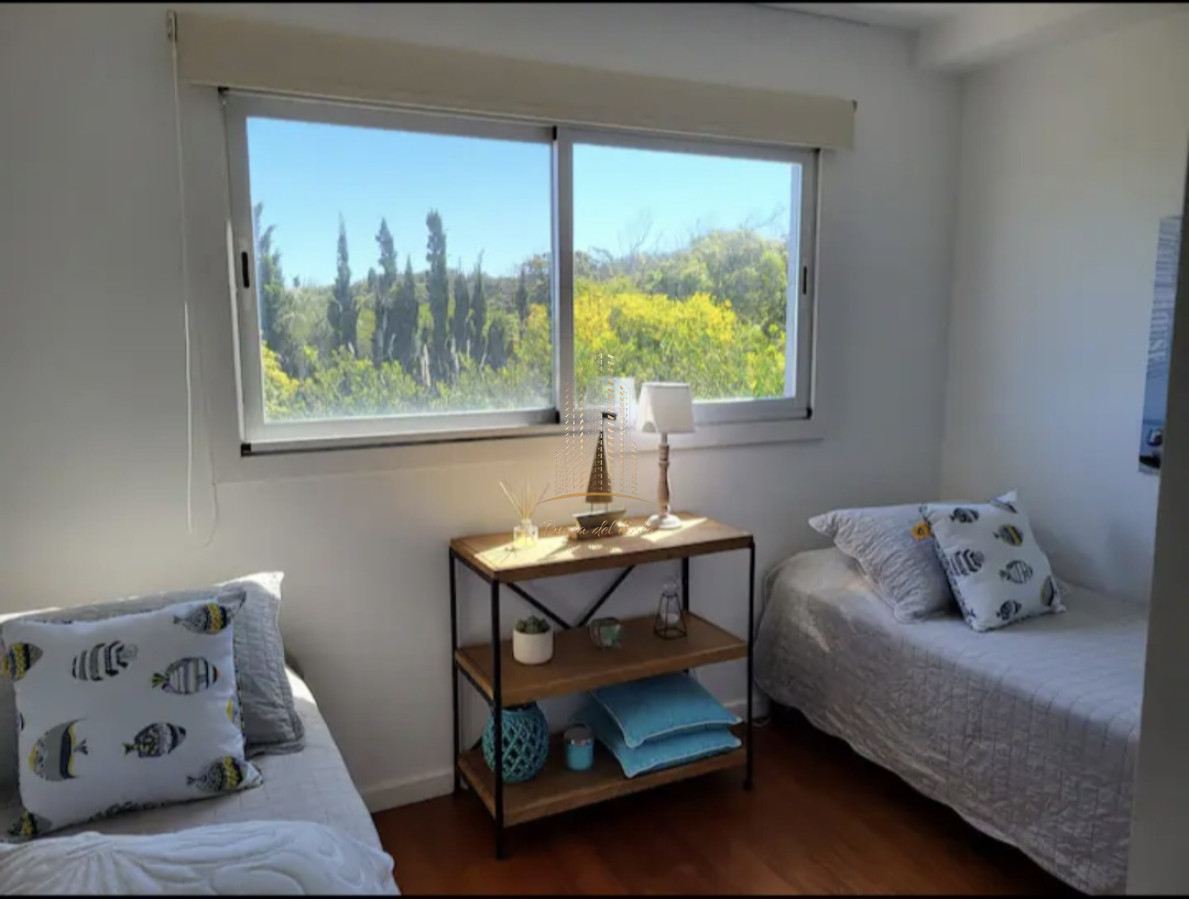 Casa ID.490 - Casa minimalista en venta con vista al mar