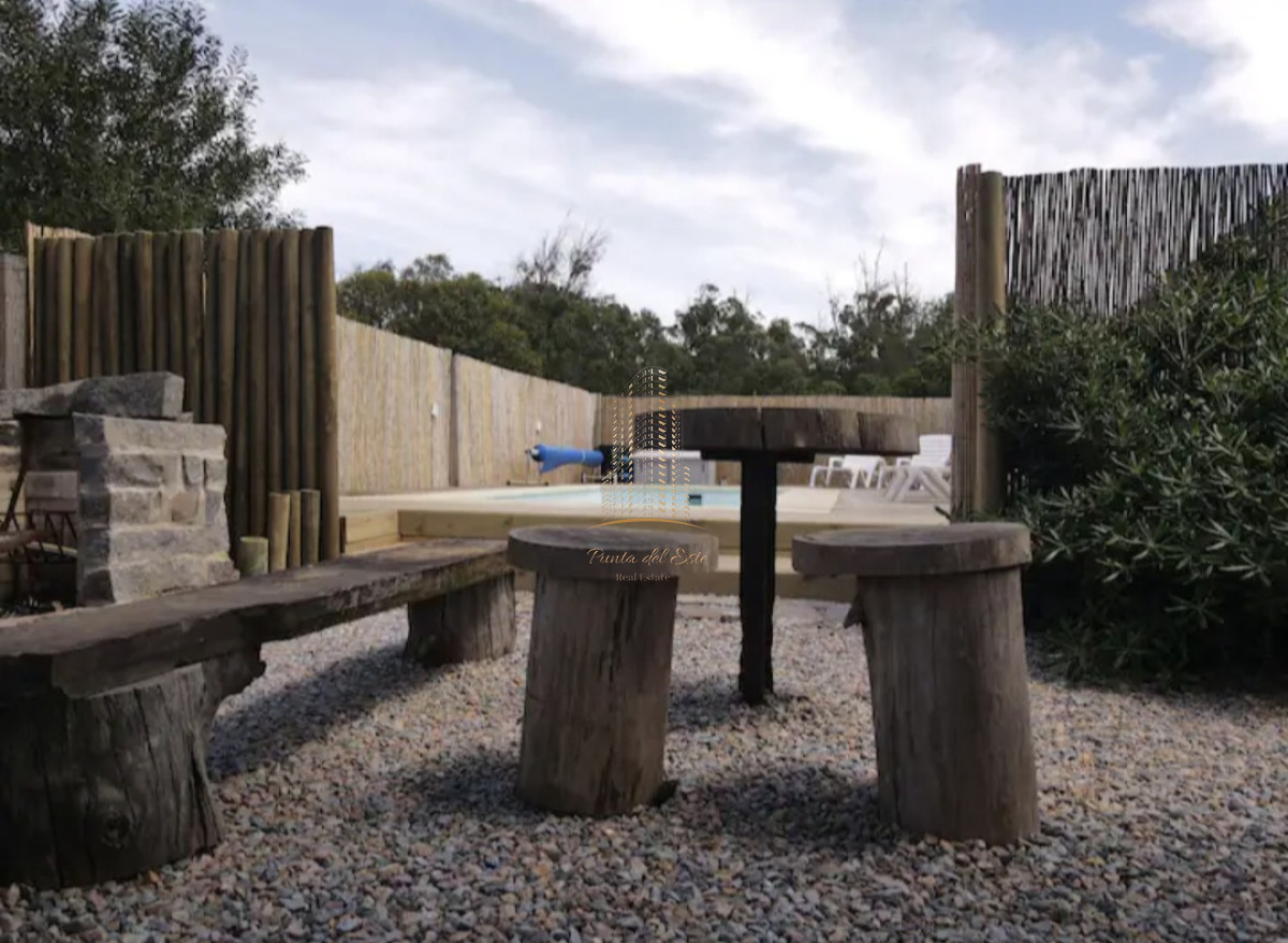 Casa ID.490 - Casa minimalista en venta con vista al mar