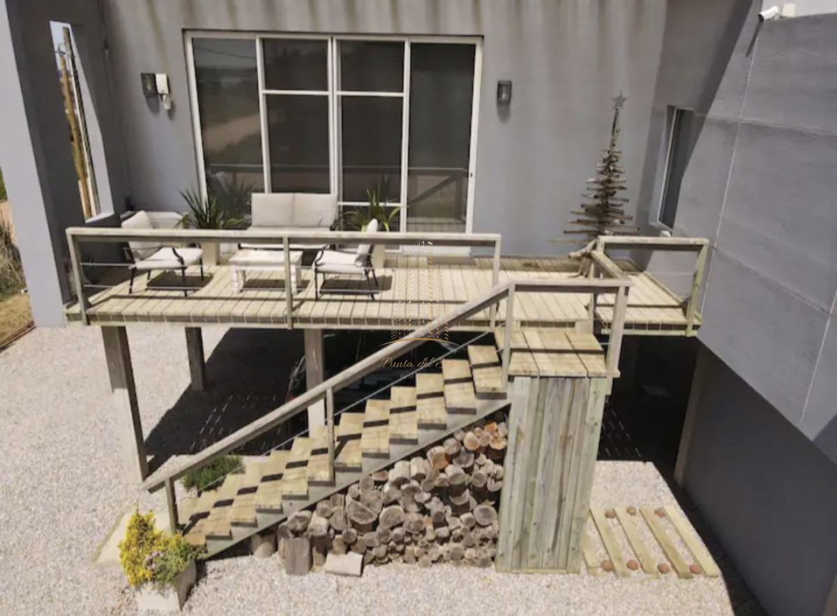 Casa ID.490 - Casa minimalista en venta con vista al mar